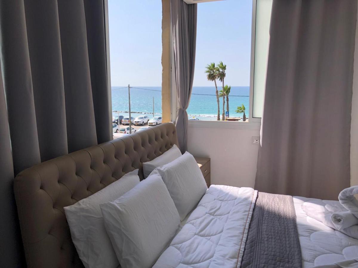Hotel Room Service Bat Yam Eksteriør billede