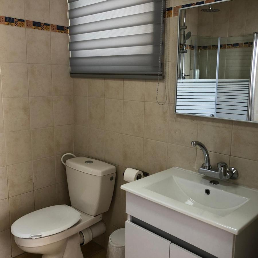 Hotel Room Service Bat Yam Eksteriør billede