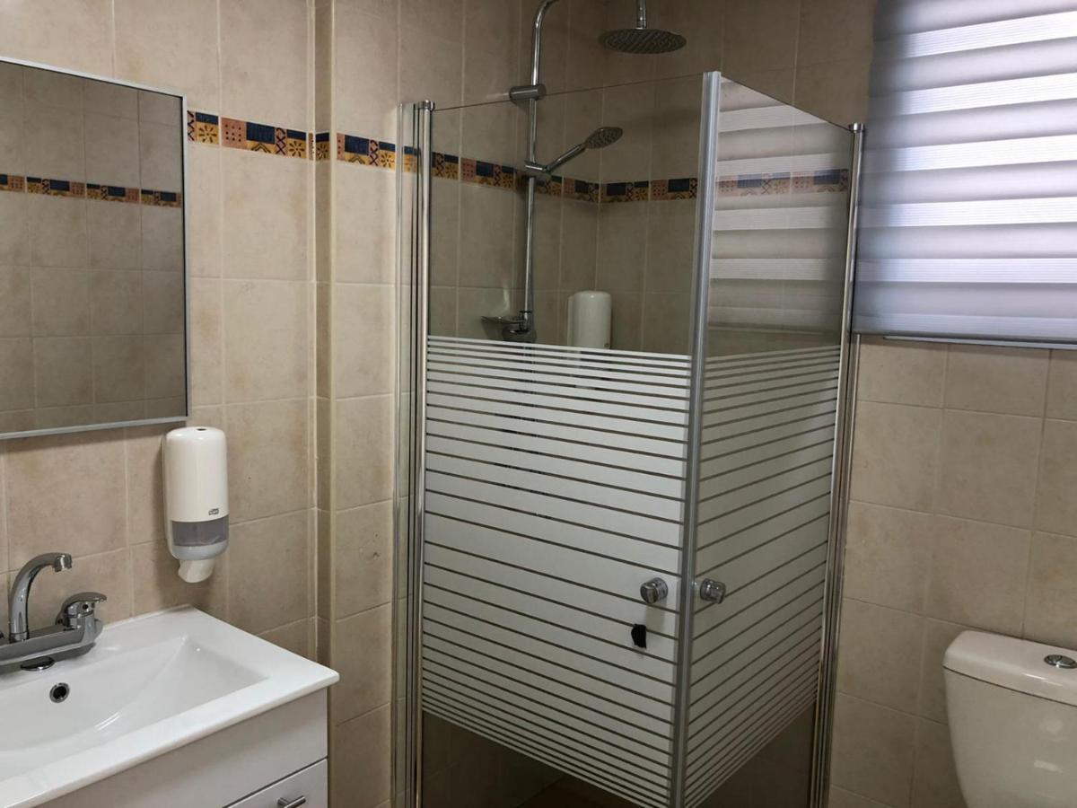 Hotel Room Service Bat Yam Eksteriør billede